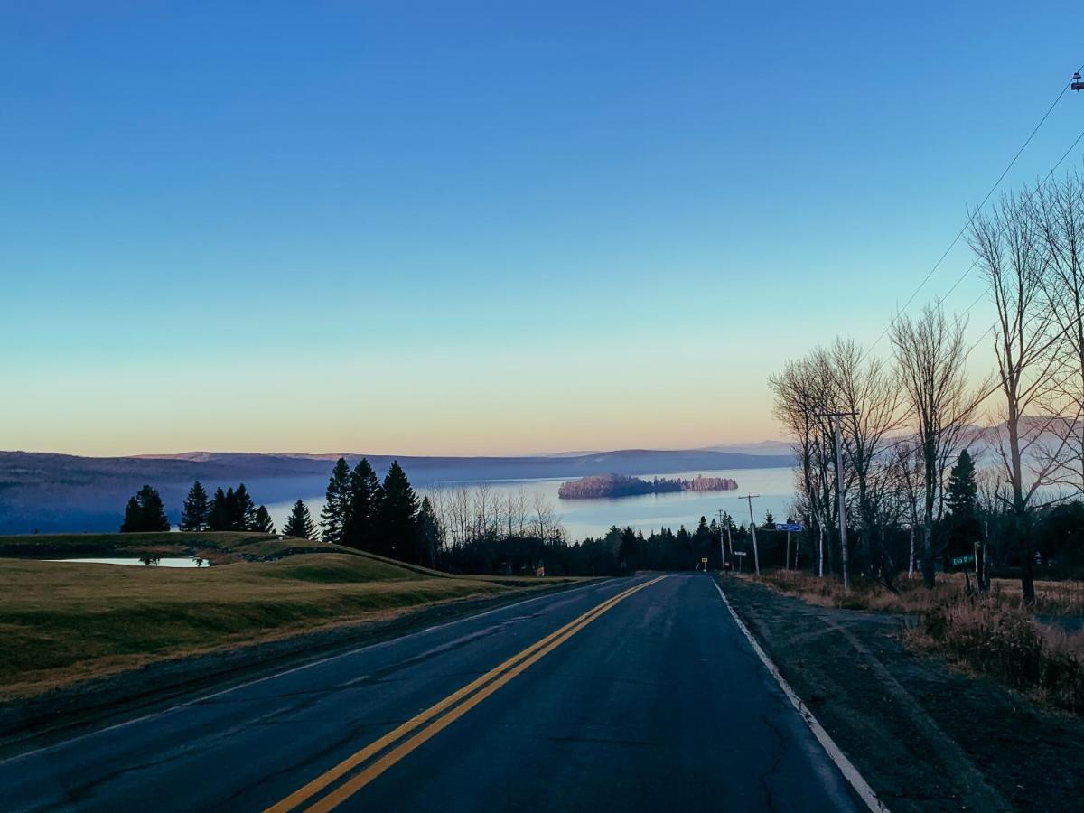 Rangeley Town & Lake 외부 사진