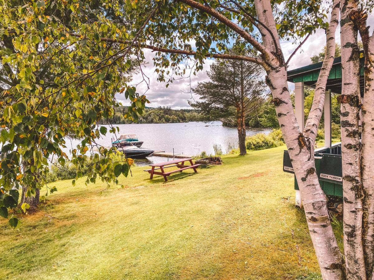 Rangeley Town & Lake 외부 사진